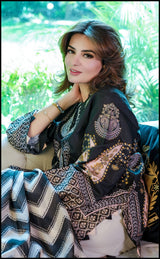 Noir Paisley
