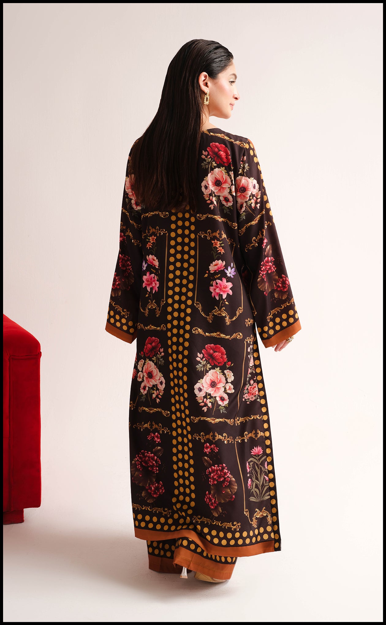 Aura Secondary image