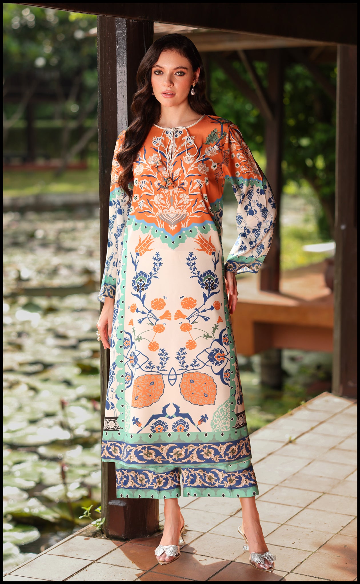 Amber Bloom Main image