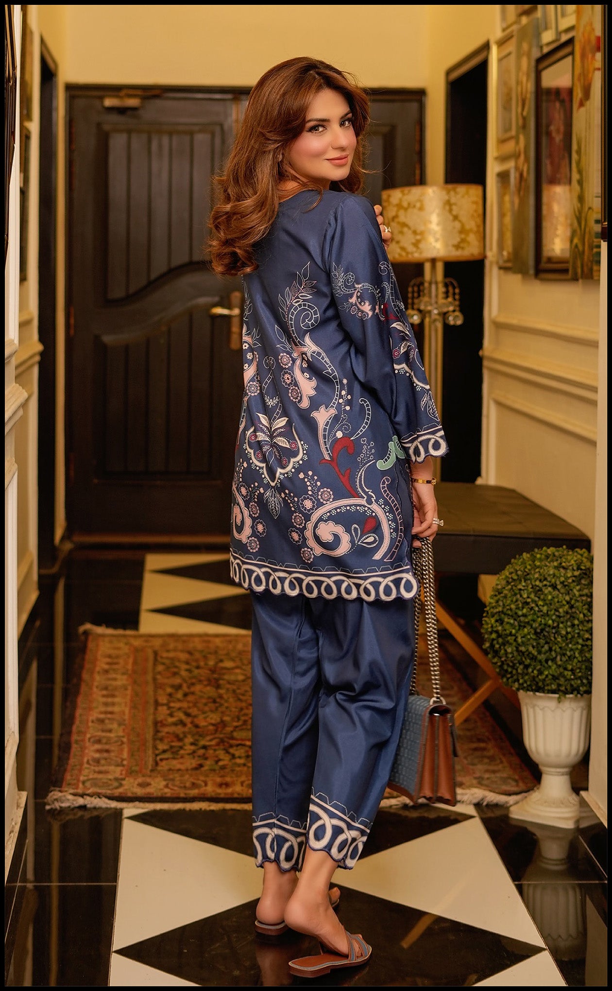 Flora Mist Secondary image