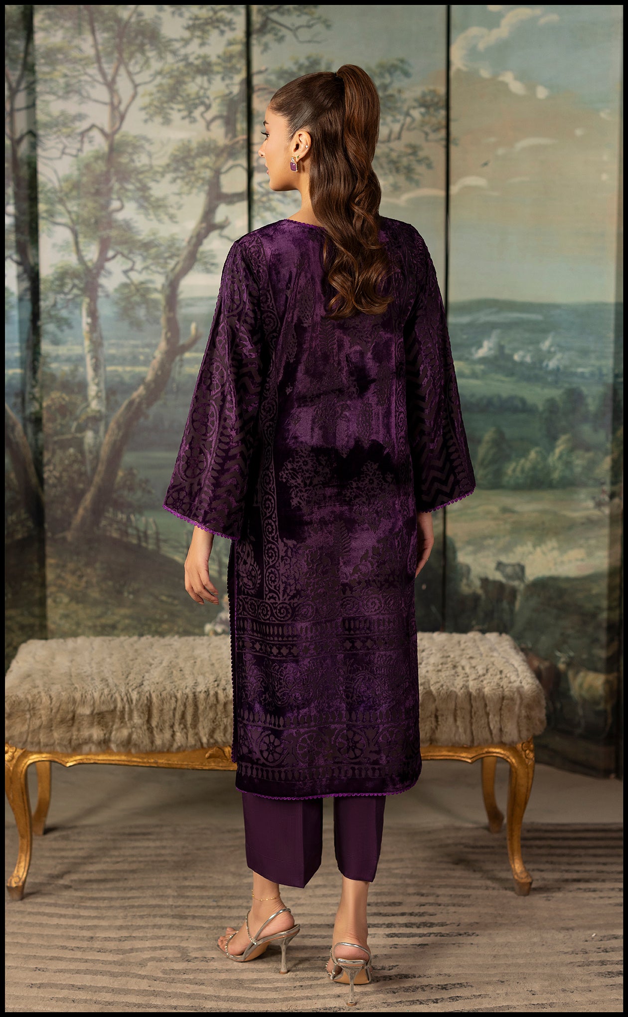 Royal Plum Secondary image