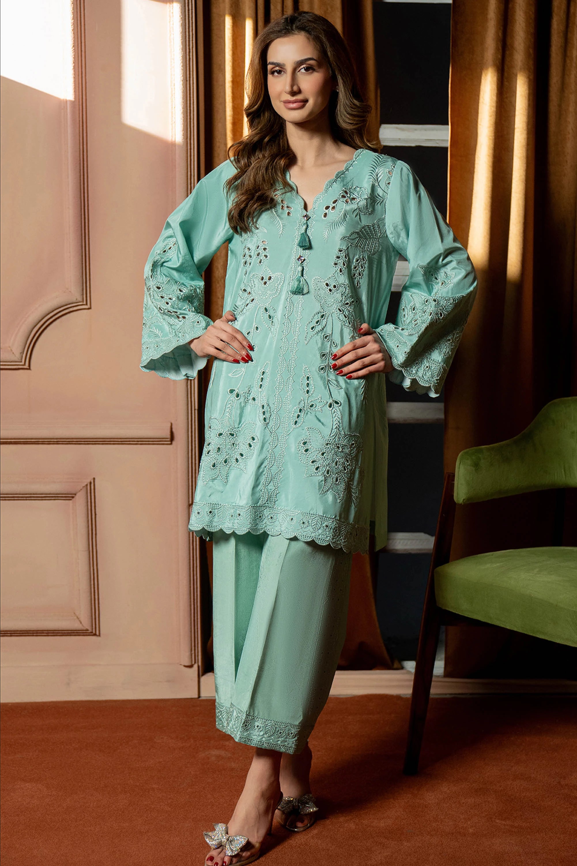 Mint Elara