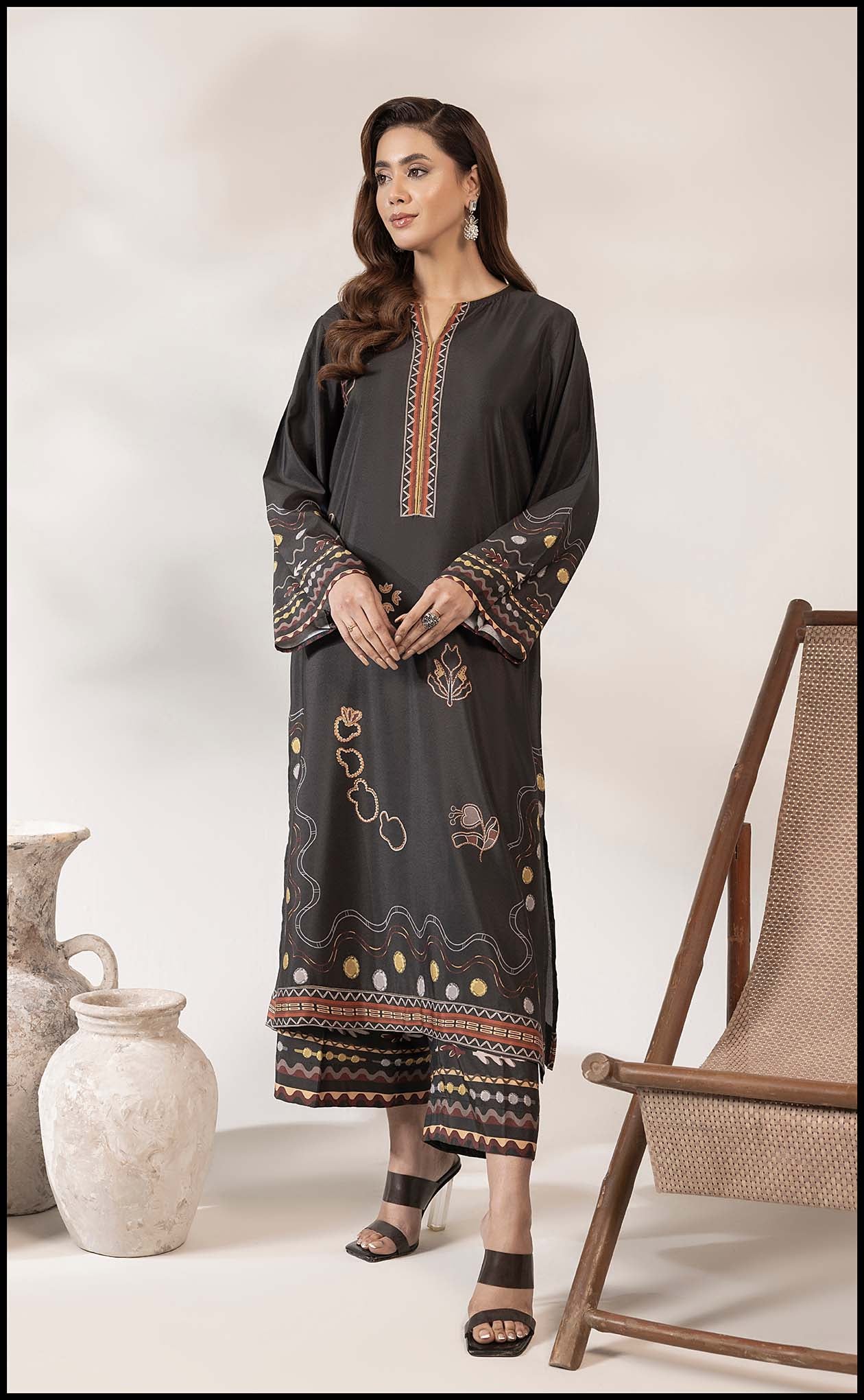 Charcoal Grace Main image