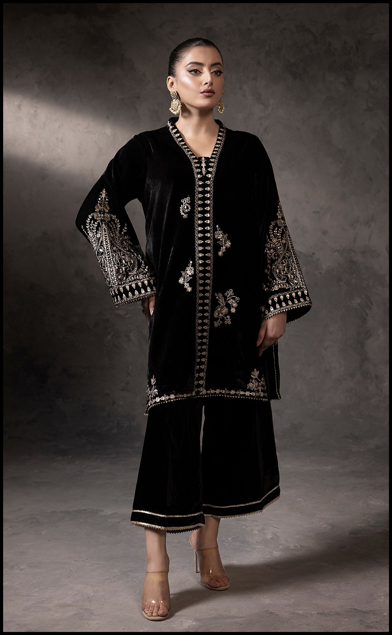 Black Royale Main image